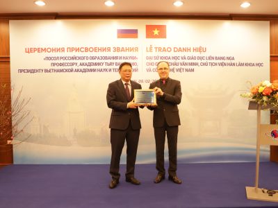 GS.VS. Châu Văn Minh, Chủ tịch Viện Hàn lâm Khoa học và Công nghệ Việt Nam nhận danh hiệu Đại sứ Khoa học và Giáo dục Nga