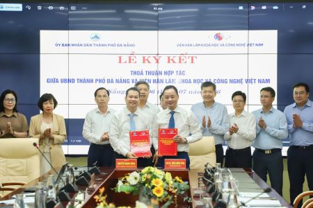 Viện Hàn lâm Khoa học và Công nghệ Việt Nam và UBND thành phố Đà Nẵng ký kết Thỏa thuận hợp tác về khoa học, công nghệ, đổi mới sáng tạo và chuyển đổi số