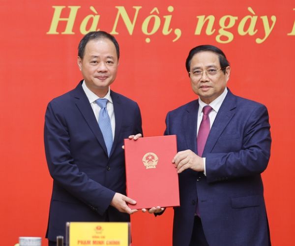 Thủ tướng trao quyết định bổ nhiệm Chủ tịch Viện Hàn lâm Khoa học và Công nghệ Việt Nam