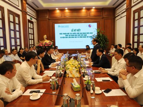 Viện Hàn lâm Khoa học và Công nghệ Việt Nam và Tập đoàn hóa chất Việt Nam ký kết thỏa thuận hợp tác chiến lược giai đoạn 2025 – 2030: Gắn kết nghiên cứu, đào tạo và sản xuất
